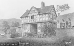 Castle, Gatehouse East 1931, Stokesay