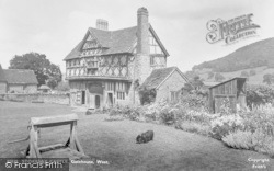 Castle, The Gatehouse 1931, Stokesay