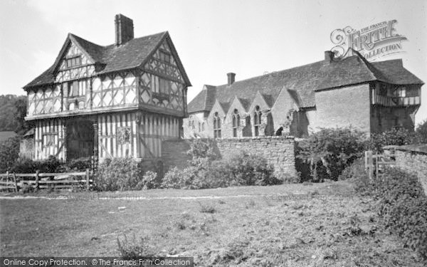 Photo of Stokesay, Castle, Tudor Gatehouse c.1955