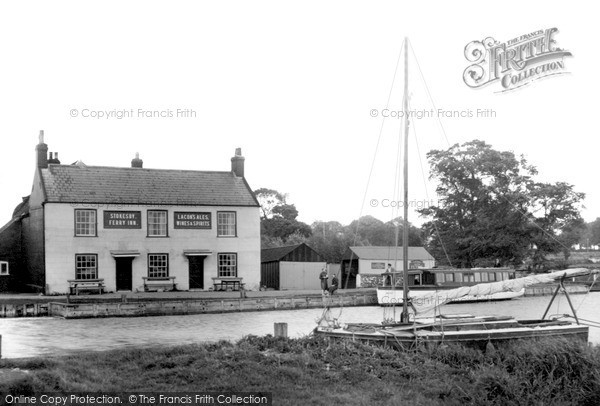 Photo of Stokesby, The Ferry Inn c.1935