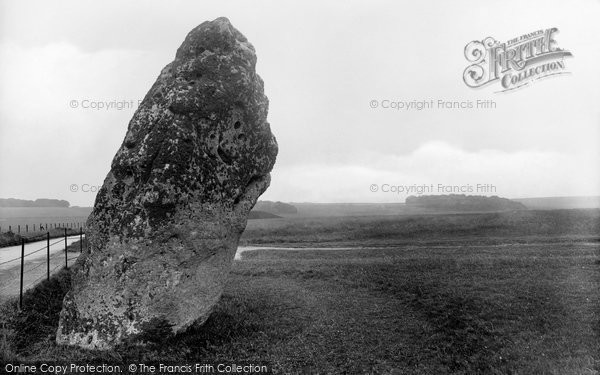 Photo of Stonehenge, The Hele Stone Or Friar's Heel 1928