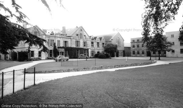 Photo of Stonehouse, Wycliffe College c.1960