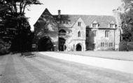 Stoneleigh Abbey Gatehouse c.1950, Stoneleigh