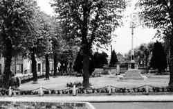 War Memorial c.1950, Stony Stratford