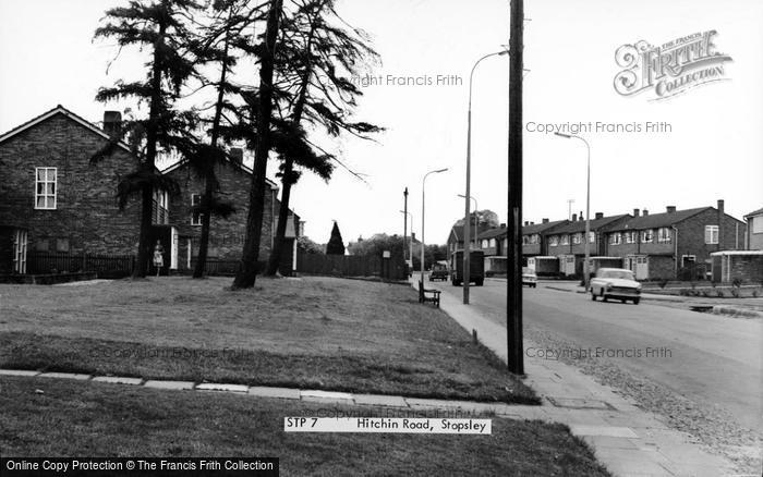 Photo of Stopsley, Hitchin Road c.1965