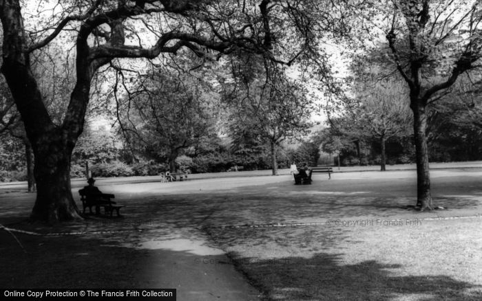 Photo of Stourbridge, Greenfield Gardens c.1965