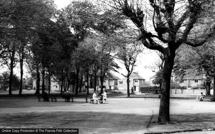 Photo of Stourbridge, Greenfield Gardens c.1965