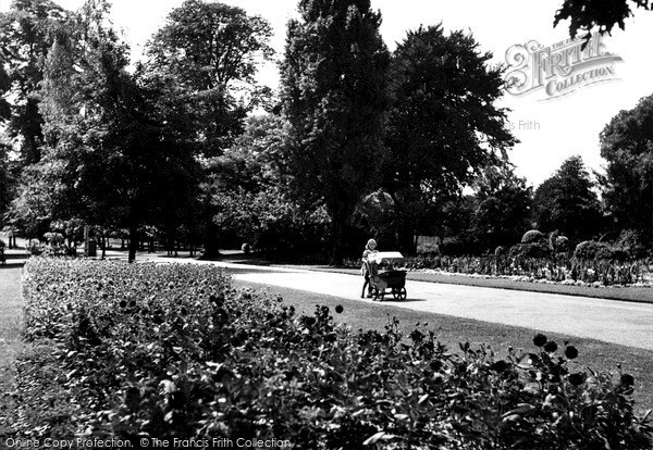Photo of Stourbridge, Mary Stevens Park c.1955