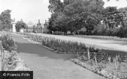 Mary Stevens Park c.1955, Stourbridge
