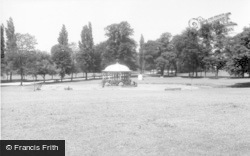 Mary Stevens Park c.1960, Stourbridge