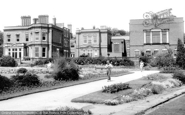 Photo of Stourbridge, Mary Stevens Park c.1960