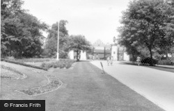 Mary Stevens Park c.1960, Stourbridge