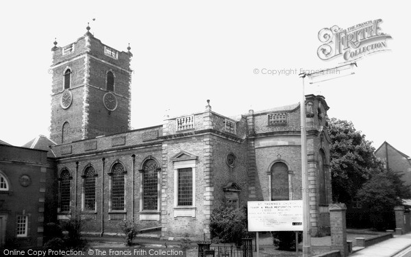 Photo of Stourbridge, St Thomas's Church c.1965