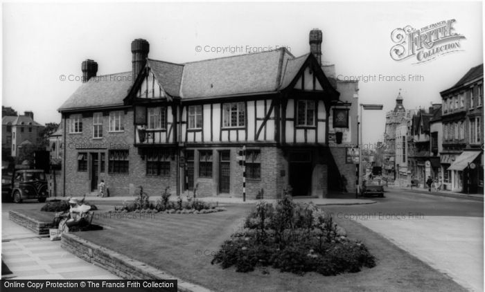 Photo of Stourbridge, The Mitre Inn c.1965