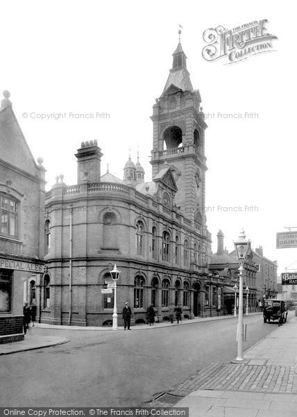 Photo of Stourbridge, Town Hall 1931