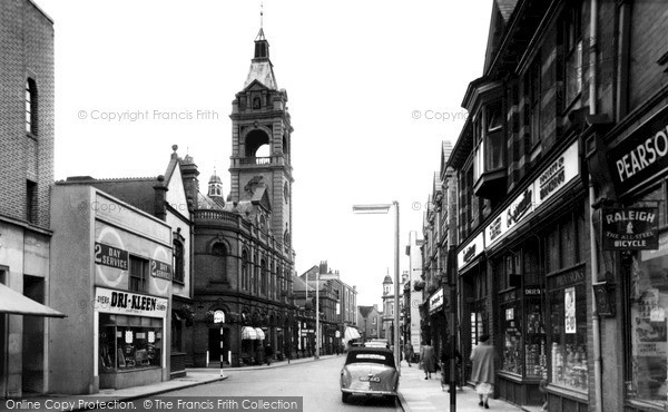 Photo of Stourbridge, Town Hall And Market Street c.1960