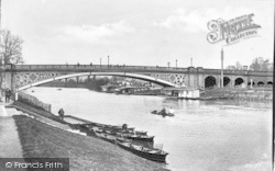 The Bridge c.1938, Stourport-on-Severn