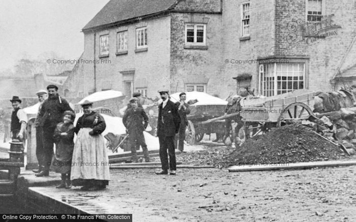 Photo of Stourton, Unloading Salt At Stewponey Lock c.1900