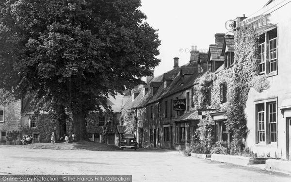 Photo of Stow On The Wold, The Green c.1955