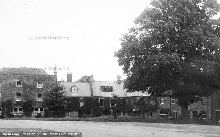 Photo of Stow On The Wold, The Green c.1955