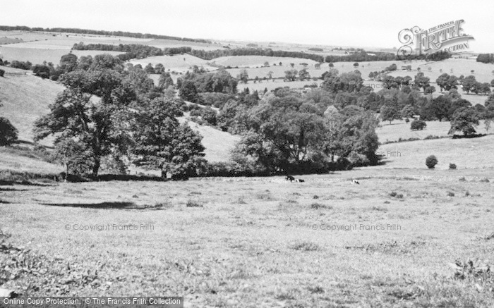 Photo of Stow On The Wold, The Valley c.1960