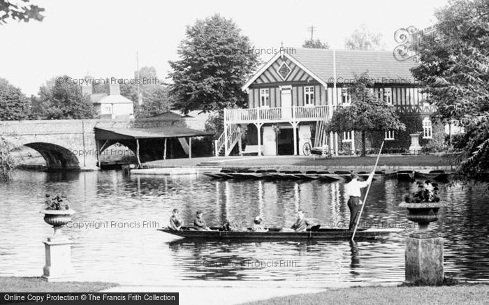 Photo of Stratford Upon Avon, Boathouse And River 1922