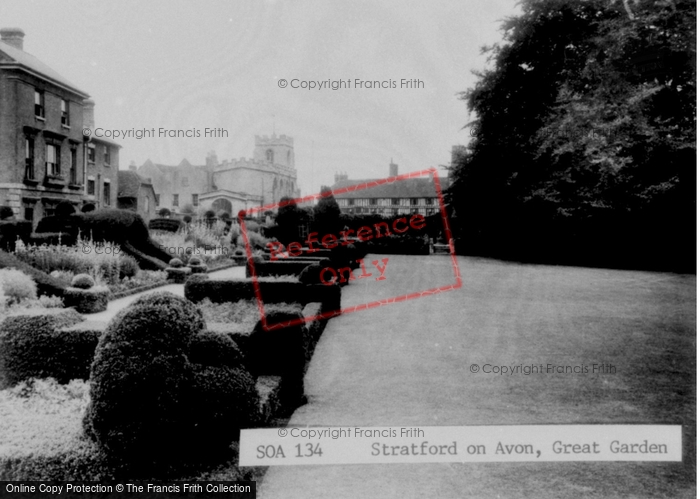 Photo of Stratford Upon Avon, Great Garden c.1955