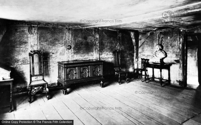 Photo of Stratford Upon Avon, Shakespeare's Birthroom c.1900