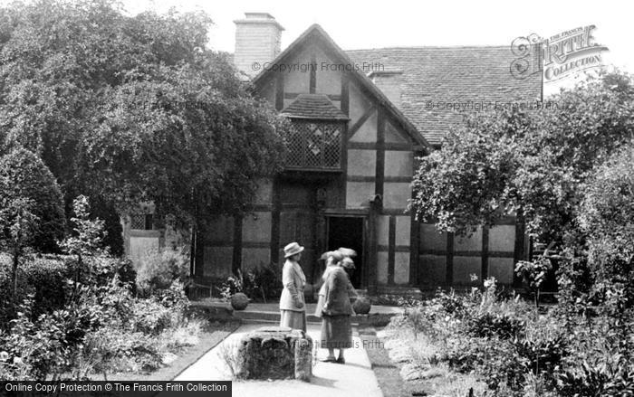 Photo of Stratford Upon Avon, Shakespeare's Garden 1922