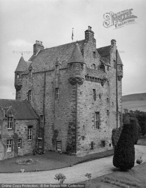 Photo of Strathpeffer, Castle Leod 1952