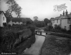 The Leat And Stepping Stones 1935, Stratton