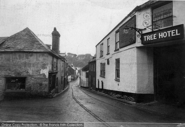 Photo of Stratton, The Old Tree Hotel 1910