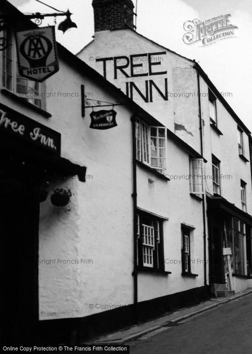 Photo of Stratton, The Tree Inn c.1955