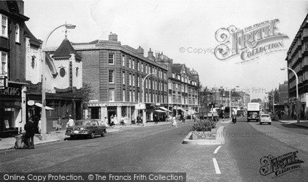 Photo of Streatham, High Road c.1960