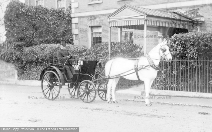 Photo of Streatley, Horse Drawn Phaeton c.1900