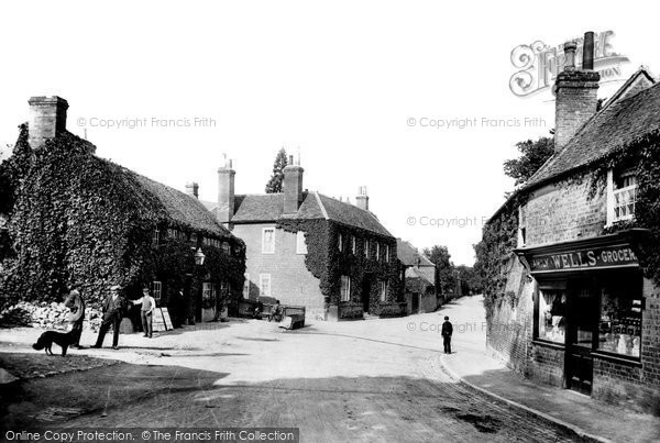 Photo of Streatley, The Village And Bull Hotel 1904