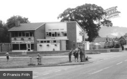 The Spotted Cow 1963, Strood Green