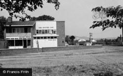 The Spotted Cow 1964, Strood Green