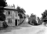 Butter Row, The Old Pike House 1925, Stroud