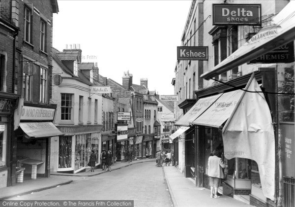 Photo of Stroud High Street c 1955 Francis Frith