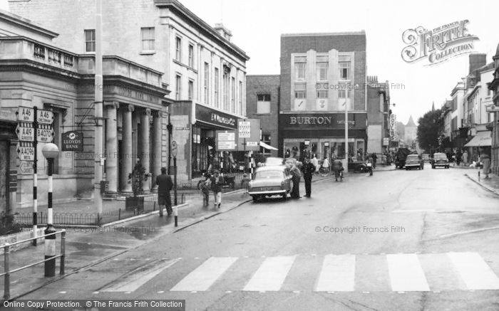 Photo of Stroud, King's Street Parade c.1960