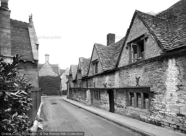 Photo of Stroud, Old Almshouses 1925