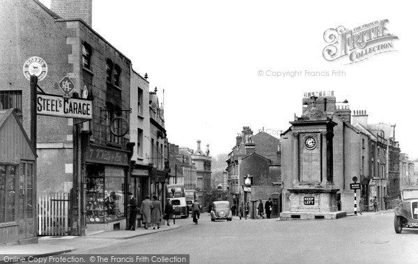 Photo of Stroud, Russell Street c.1955