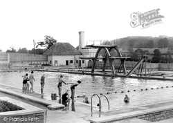 Stratford Park Swimming Pool 1938, Stroud