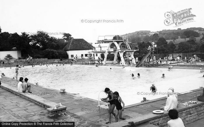 Photo of Stroud, Stratford Park, Swimming Pool c.1960