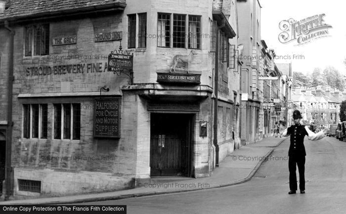 Photo of Stroud, The Greyhound Inn c.1950