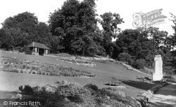 Stroud, the Park Gardens c1955