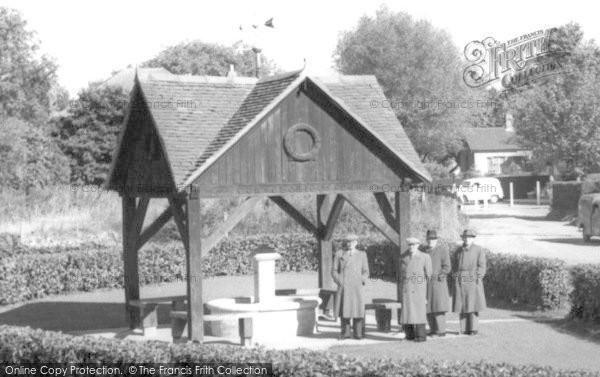 Photo of Stubbington, The Memorial c.1960