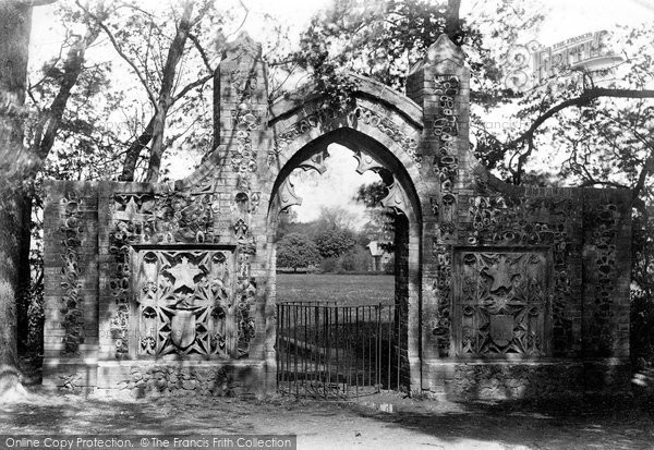 Photo of Sudbury, Middleton Arch 1906