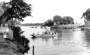 The Ferry c.1955, Sunbury